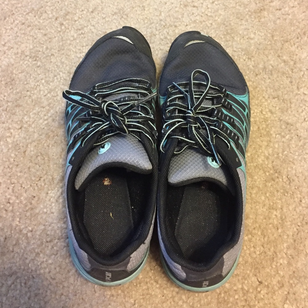 Merrell Tennis Shoes - Picture 2 of 5
